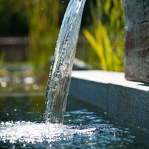 Gestaltungsbeispiel mit Wasser